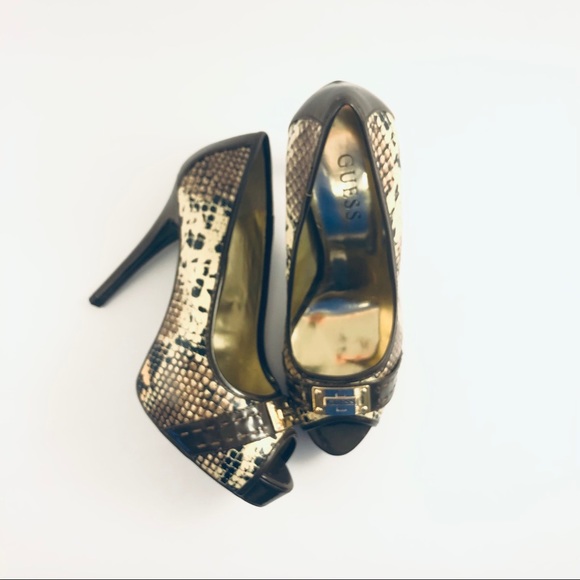 Guess a Snakeskin 4” Heels, Brown/Tan, Size 9 - Picture 12 of 13